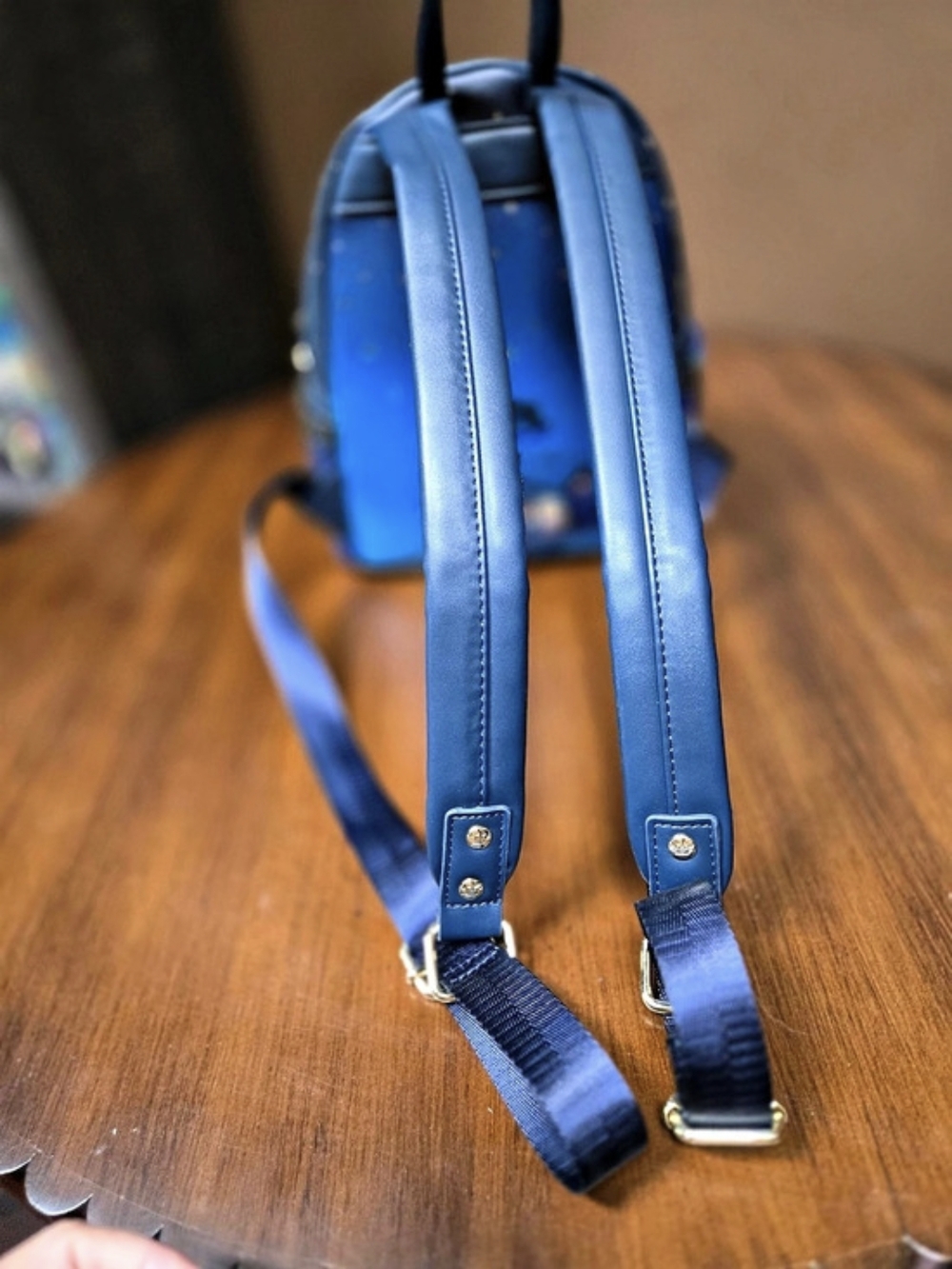 Loungefly Disney Hocus Pocus Sanderson Sisters Chibi Glow-in-the-Dark Mini - Picture 9 of 9